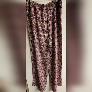 Established 1962, Women's Patterned Pants, Size Large, Like New